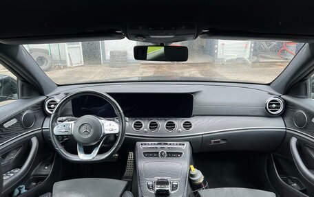 Mercedes-Benz E-Класс, 2019 год, 4 150 000 рублей, 9 фотография