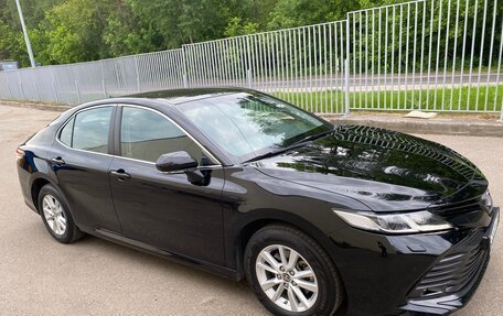 Toyota Camry, 2020 год, 3 400 000 рублей, 3 фотография