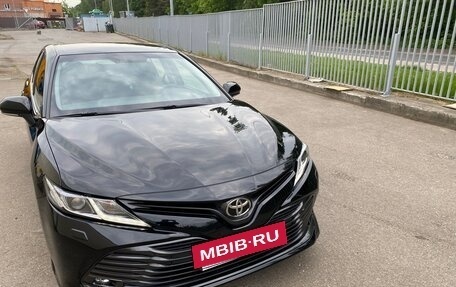 Toyota Camry, 2020 год, 3 400 000 рублей, 6 фотография