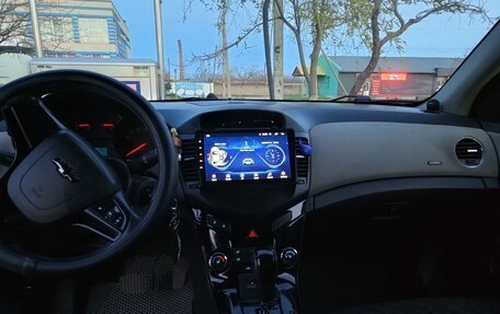 Chevrolet Cruze II, 2011 год, 999 000 рублей, 3 фотография