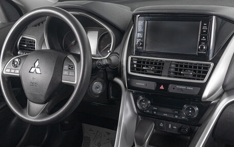 Mitsubishi Eclipse Cross, 2019 год, 1 999 000 рублей, 7 фотография