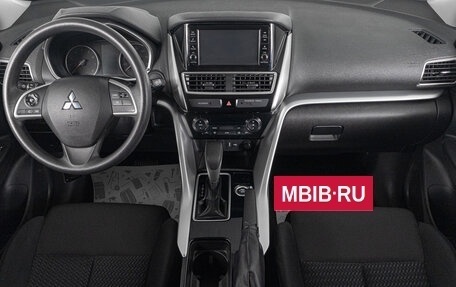 Mitsubishi Eclipse Cross, 2019 год, 1 999 000 рублей, 6 фотография