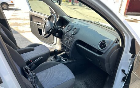 Ford Fusion I, 2008 год, 560 000 рублей, 13 фотография