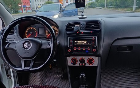 Volkswagen Polo VI (EU Market), 2017 год, 850 000 рублей, 6 фотография