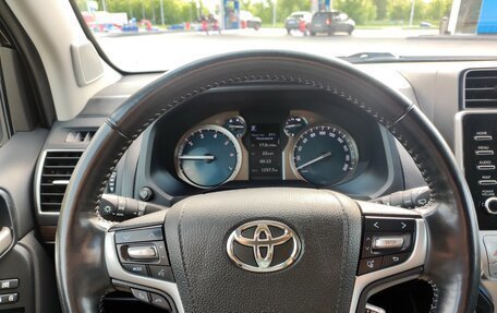 Toyota Land Cruiser Prado 150 рестайлинг 2, 2021 год, 6 200 000 рублей, 8 фотография