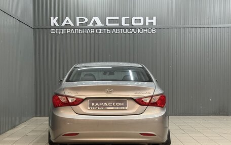 Hyundai Sonata VI, 2011 год, 1 110 000 рублей, 5 фотография