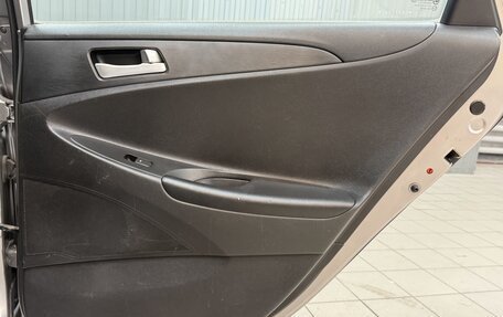 Hyundai Sonata VI, 2011 год, 1 110 000 рублей, 16 фотография