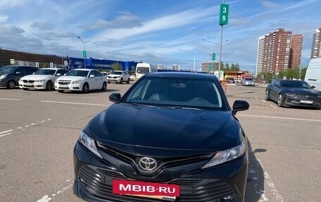 Toyota Camry, 2018 год, 2 190 000 рублей, 5 фотография