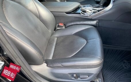 Toyota Camry, 2018 год, 2 190 000 рублей, 13 фотография