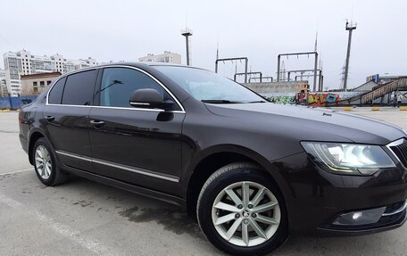 Skoda Superb III рестайлинг, 2013 год, 1 350 000 рублей, 10 фотография
