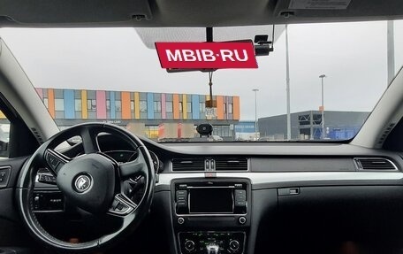 Skoda Superb III рестайлинг, 2013 год, 1 350 000 рублей, 13 фотография