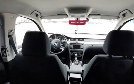 Skoda Superb III рестайлинг, 2013 год, 1 350 000 рублей, 15 фотография