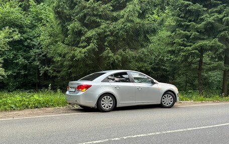Chevrolet Cruze II, 2009 год, 595 000 рублей, 10 фотография