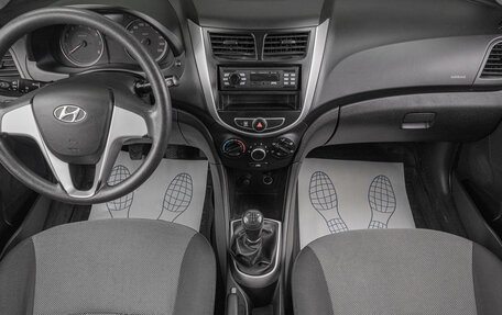 Hyundai Solaris II рестайлинг, 2011 год, 649 000 рублей, 8 фотография