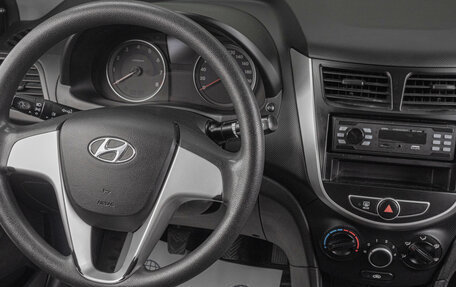 Hyundai Solaris II рестайлинг, 2011 год, 649 000 рублей, 14 фотография