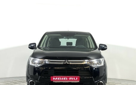 Mitsubishi Outlander III рестайлинг 3, 2014 год, 1 247 000 рублей, 2 фотография