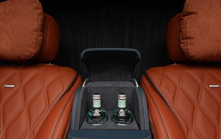 Mercedes-Benz V-Класс, 2024 год, 55 000 000 рублей, 7 фотография