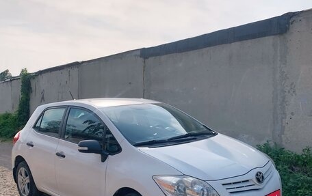 Toyota Auris II, 2012 год, 1 290 000 рублей, 2 фотография