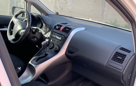 Toyota Auris II, 2012 год, 1 290 000 рублей, 6 фотография
