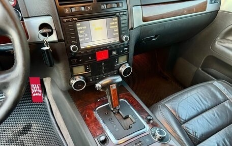 Volkswagen Touareg III, 2003 год, 808 000 рублей, 21 фотография