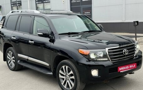 Toyota Land Cruiser 200, 2014 год, 5 000 000 рублей, 4 фотография