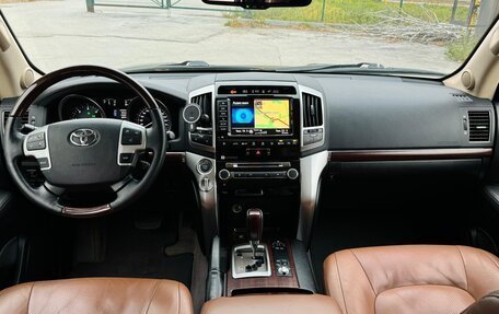Toyota Land Cruiser 200, 2014 год, 5 000 000 рублей, 12 фотография