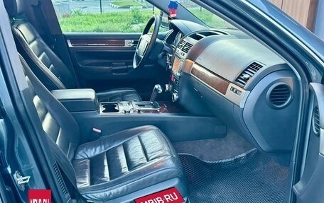 Volkswagen Touareg III, 2003 год, 808 000 рублей, 23 фотография