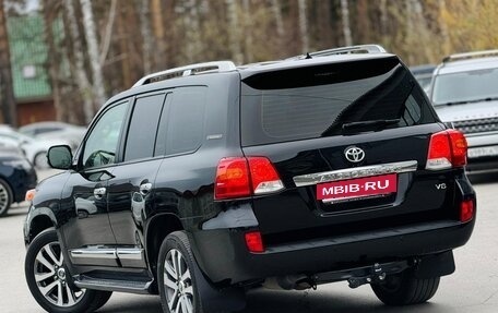 Toyota Land Cruiser 200, 2014 год, 5 000 000 рублей, 8 фотография