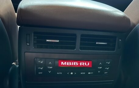 Toyota Land Cruiser 200, 2014 год, 5 000 000 рублей, 23 фотография