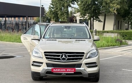 Mercedes-Benz M-Класс, 2012 год, 1 700 000 рублей, 3 фотография