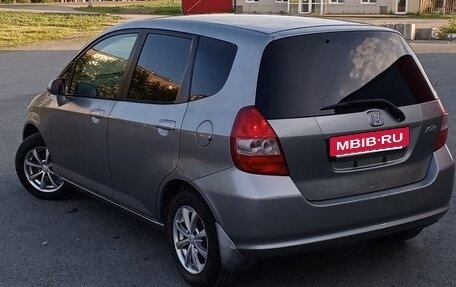 Honda Fit III, 2003 год, 500 000 рублей, 4 фотография