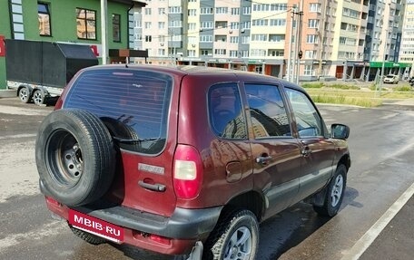 Chevrolet Niva I рестайлинг, 2004 год, 399 000 рублей, 3 фотография