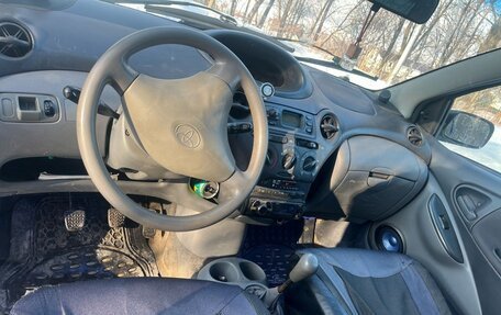 Toyota Yaris I рестайлинг, 2003 год, 255 000 рублей, 14 фотография