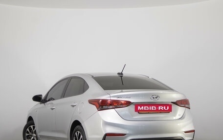 Hyundai Solaris II рестайлинг, 2017 год, 999 000 рублей, 5 фотография