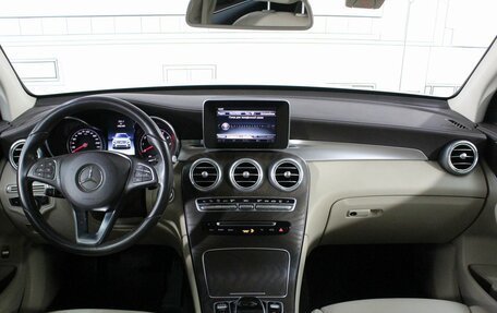 Mercedes-Benz GLC, 2017 год, 2 400 000 рублей, 15 фотография