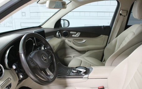 Mercedes-Benz GLC, 2017 год, 2 400 000 рублей, 16 фотография