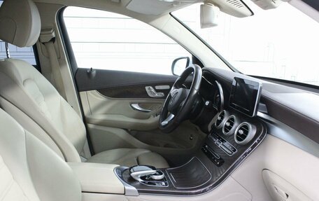 Mercedes-Benz GLC, 2017 год, 2 400 000 рублей, 26 фотография