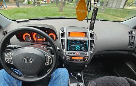 KIA cee'd I рестайлинг, 2007 год, 777 000 рублей, 15 фотография