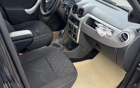 Renault Logan I, 2010 год, 355 000 рублей, 4 фотография