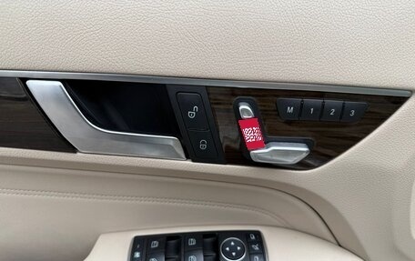Mercedes-Benz E-Класс, 2013 год, 1 850 000 рублей, 10 фотография