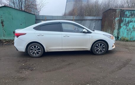 Hyundai Solaris II рестайлинг, 2017 год, 1 020 000 рублей, 3 фотография