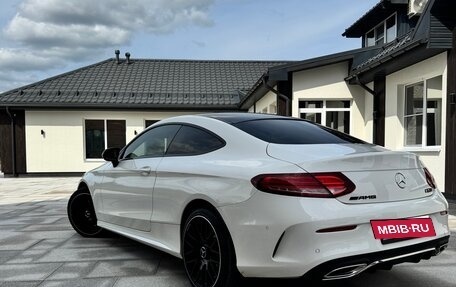 Mercedes-Benz C-Класс, 2019 год, 3 450 000 рублей, 6 фотография