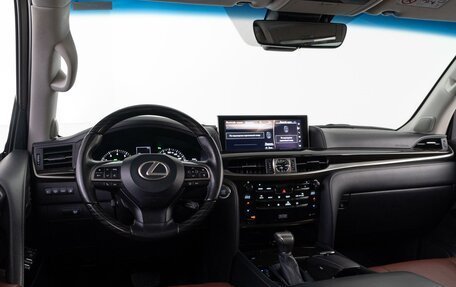 Lexus LX III, 2018 год, 9 875 000 рублей, 6 фотография