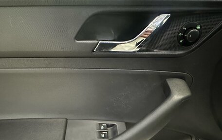 Skoda Rapid I, 2017 год, 1 020 000 рублей, 8 фотография