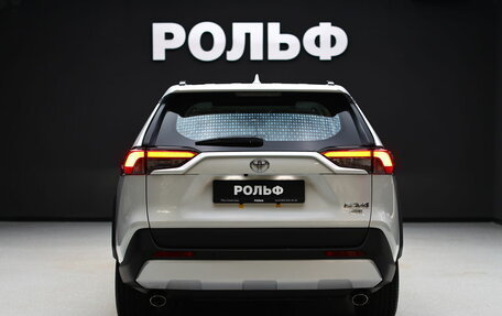 Toyota RAV4, 2024 год, 4 250 000 рублей, 6 фотография