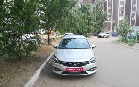 Opel Astra K, 2020 год, 1 470 000 рублей, 1 фотография
