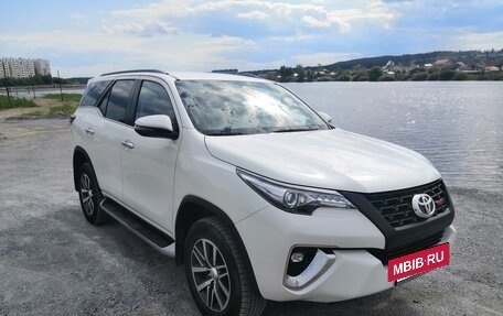 Toyota Fortuner II, 2017 год, 3 450 000 рублей, 18 фотография