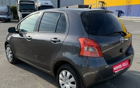 Toyota Yaris III рестайлинг, 2008 год, 700 000 рублей, 7 фотография