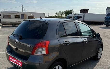 Toyota Yaris III рестайлинг, 2008 год, 700 000 рублей, 10 фотография