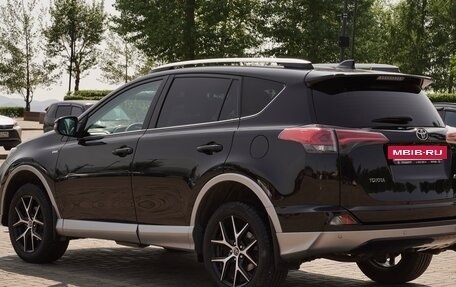 Toyota RAV4, 2016 год, 2 550 000 рублей, 3 фотография